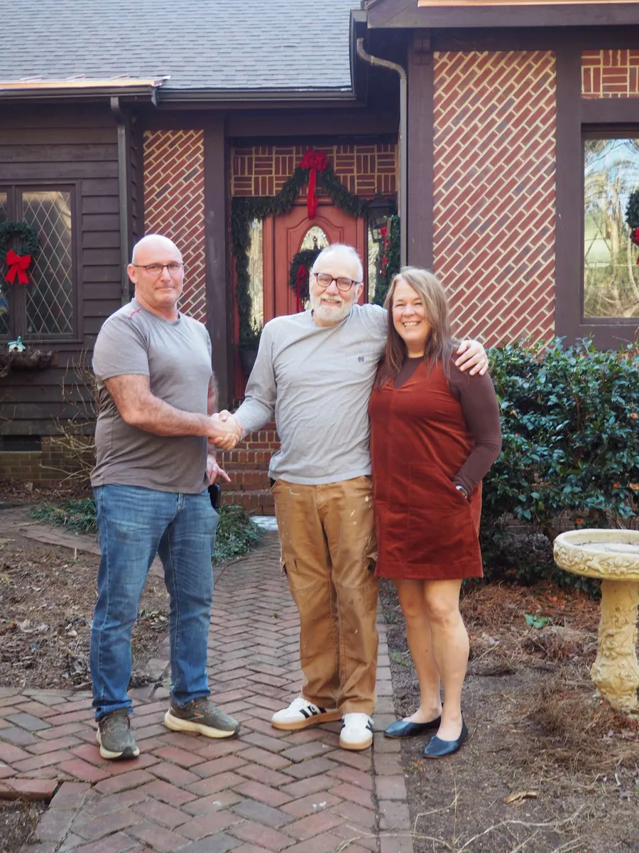 Eddie with Happy Customers